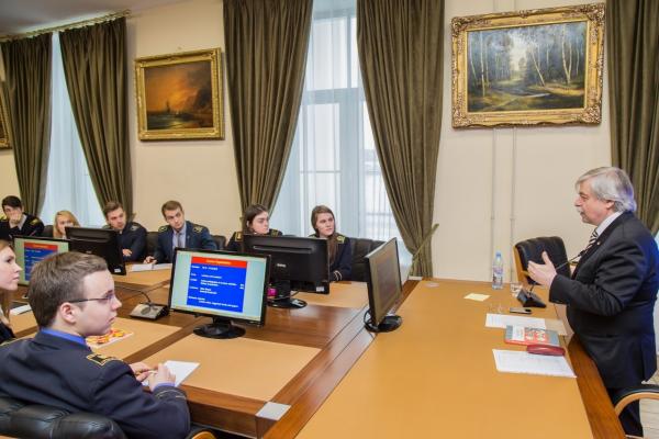 9 ноября. Главная библиотека. Лекция профессора Лаппеенрантского технологического университета Анджея Краславски