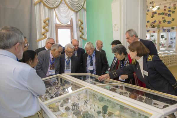 Члены организационного комитета ХVIII Международного Конгресса по обогащению угля в Горном музее