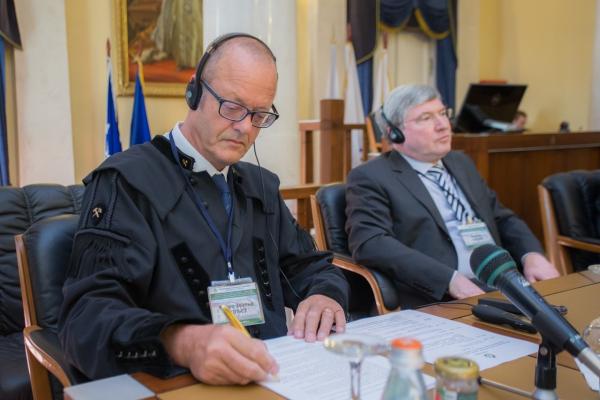 21 апреля. Открытый форум «Земля и человек – глобальные аспекты устойчивости экономики и обеспечения ресурсами. Взгляды немецких и российских экспертов»