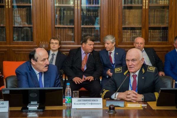 16 июня. Рабочая встреча ректора Горного университета Владимира Литвиненко и Главы Республики Дагестан Рамазана Абдулатипова 