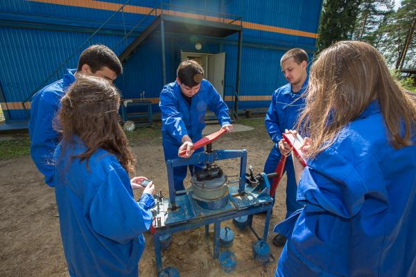 Практика студентов на Учебной базе "Кавголово"