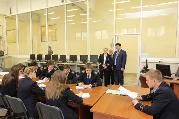 Визит Директора Департамента науки и технологий Министерства образования и науки РФ Сергея Салихова